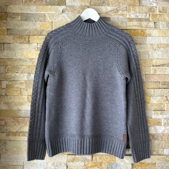 Roots Sweaters - NWT Roots Aspen Mock neck cashmere sweater, SML